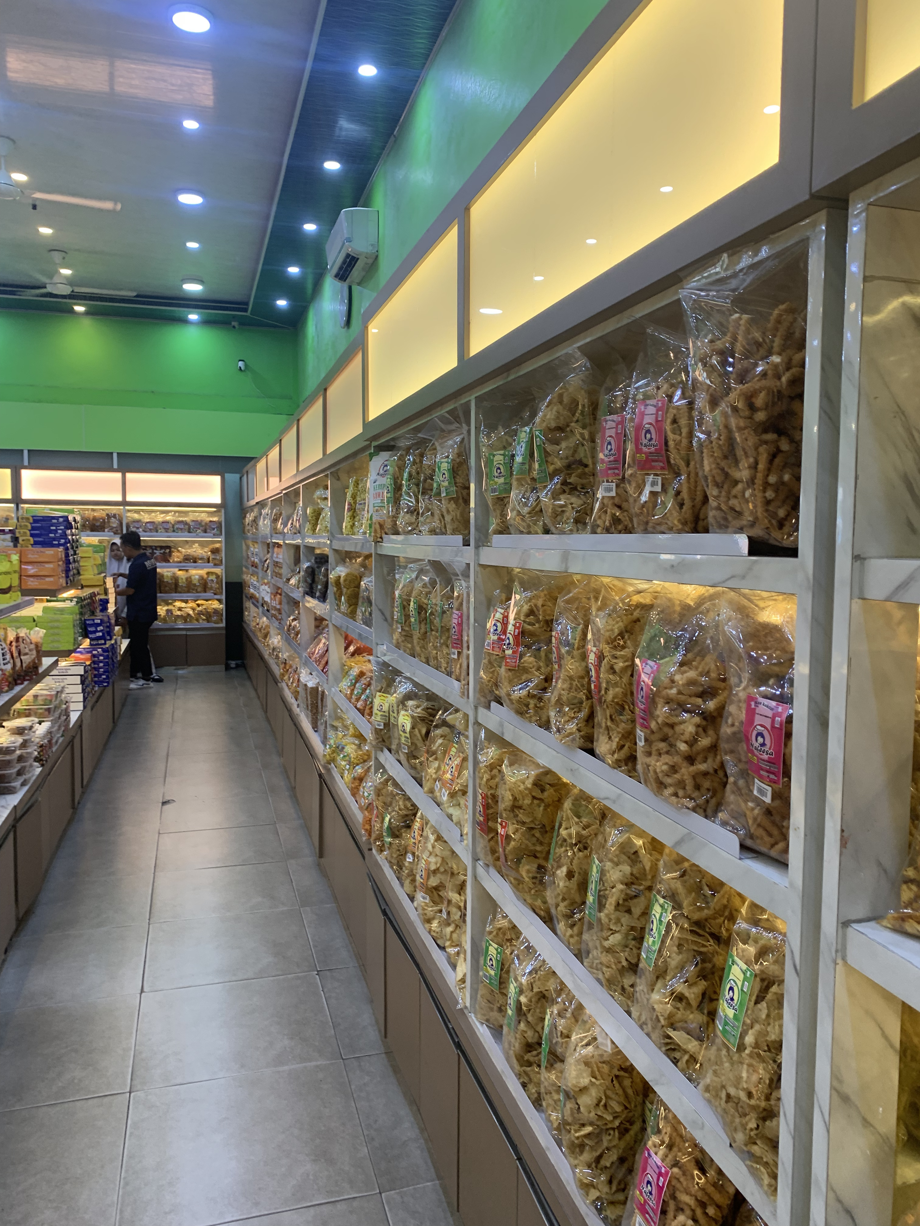 Toko Insyira — Pusat oleh-oleh khas Pekanbaru